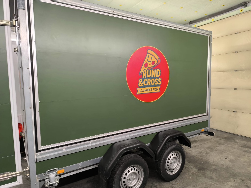 Rund & Cross Trailer